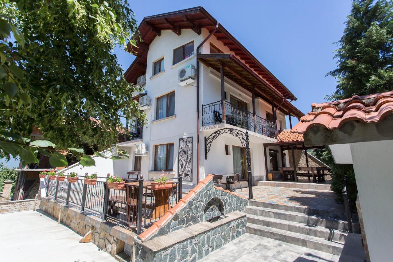 Къща За Гости Перуника Sapareva Banya Exterior foto